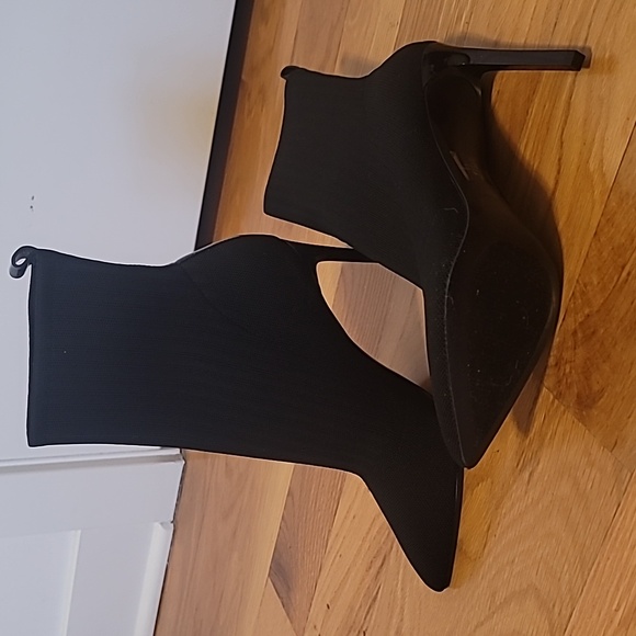 Nine West Teoy Knit Dress Booties - Picture 4 of 4